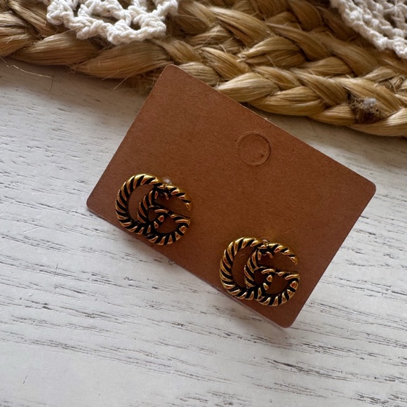 FASHION EARRING ROPE G DESIGN STUDS - Picture 2 of 4